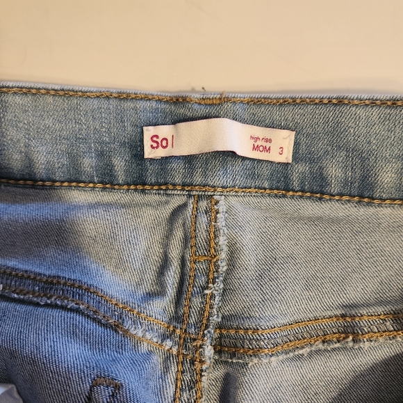 Women's Sol Light Blue Jeans - Picture 2 of 3